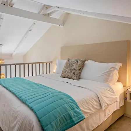 Mitos-suites *