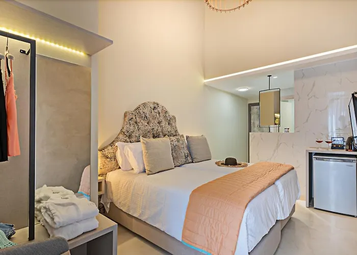 Mitos-suites Hotel
