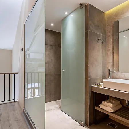 فندق Mitos-suites