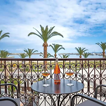 Mitos-suites Hotel *