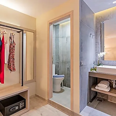 Hotel Mitos-suites