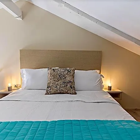 Mitos-suites Hotel *