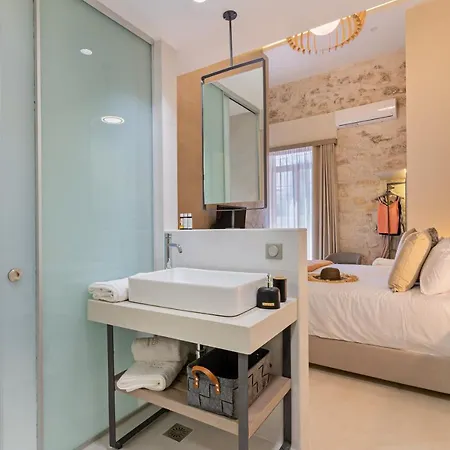 Mitos-suites Szálloda