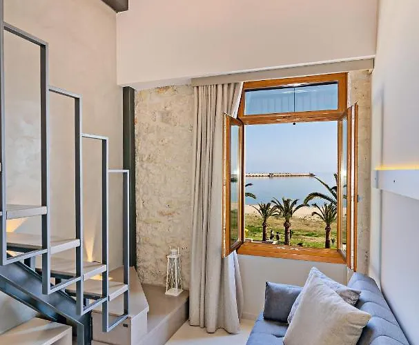 Mitos-suites Hotel *